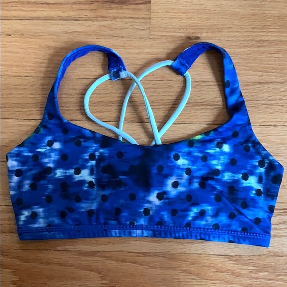 Lululemon Free to Be Sports Bra